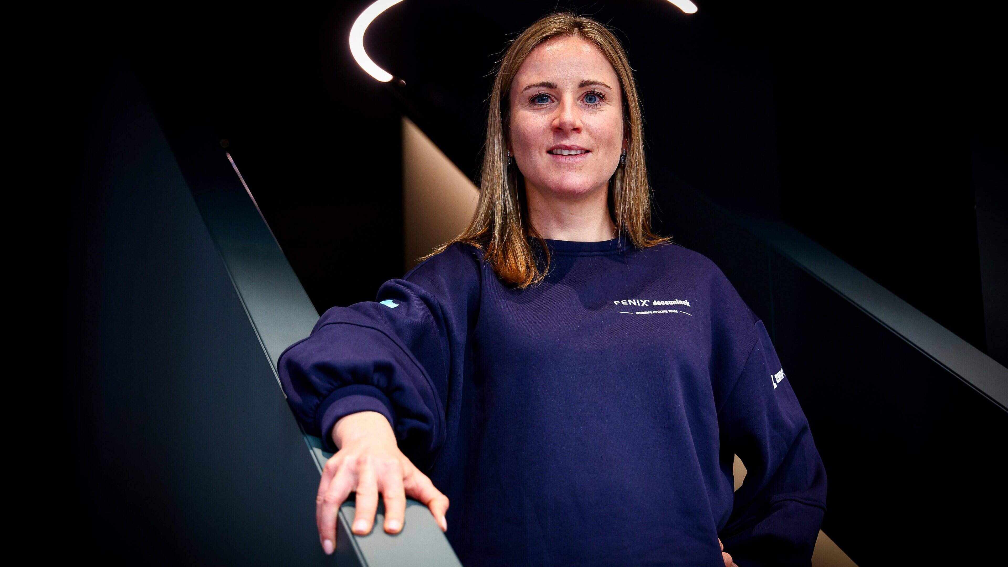 Oud-wielerprof Annemiek van Vleuten (43): ’Door mijn Spaanse man ben ik nu ook verliefd op het noorden van Spanje’